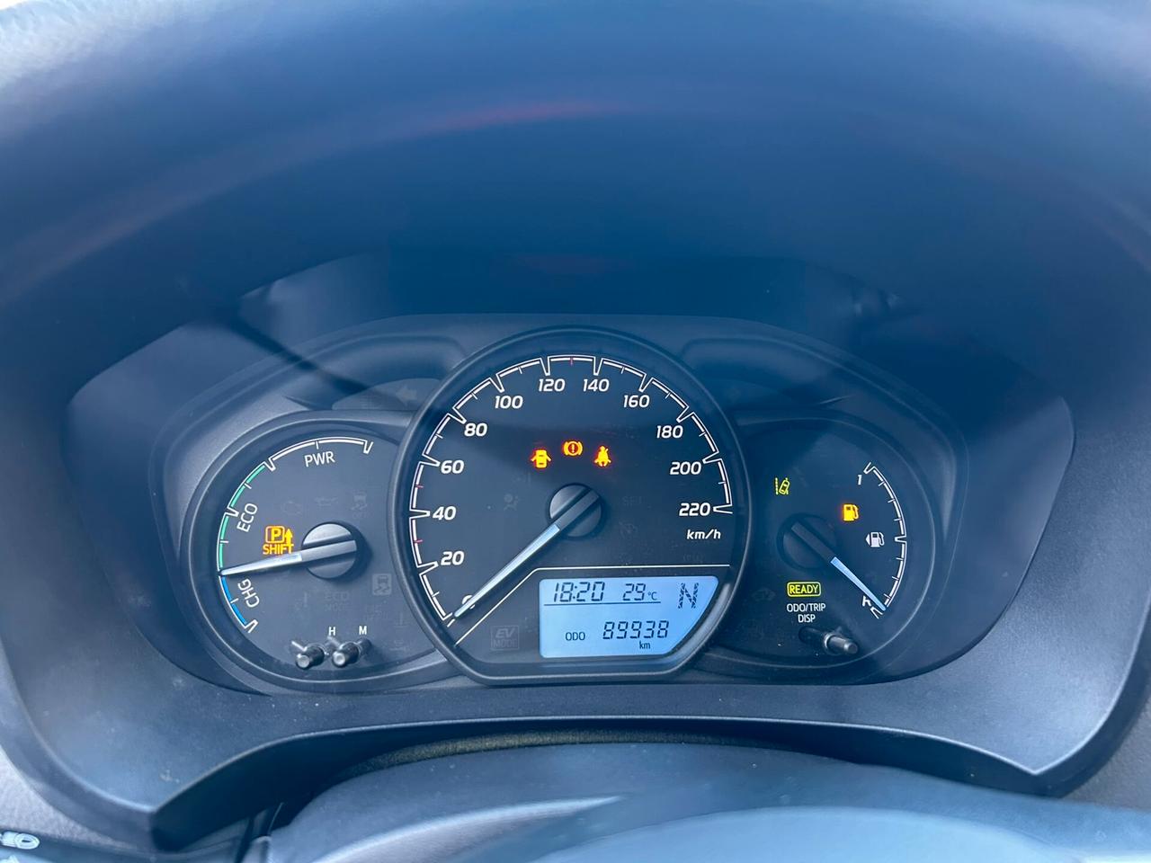 Toyota Yaris hydrid 2020 89.000km automatica neopatentata