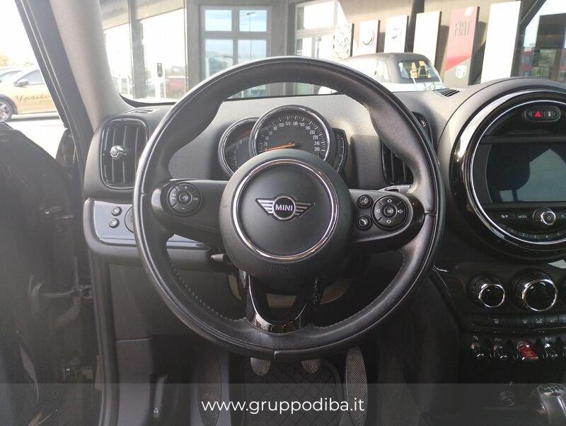 MINI Countryman Mini F60 2017 Benzi Mini 1.5 One Baker Street my20