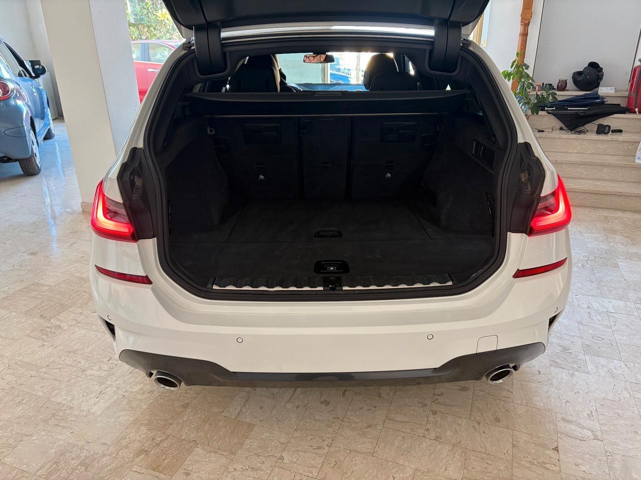 BMW SERIE 320d 48V Touring Msport "UNICA"