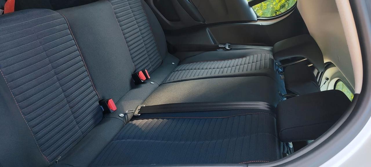 Peugeot 208 KM 4.500