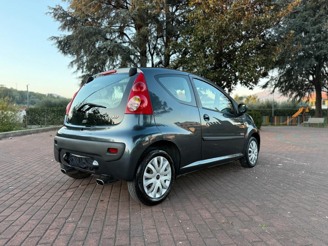 Peugeot 107 1.0 68CV 3p. Sweet Years neopatentati,ottime condizioni