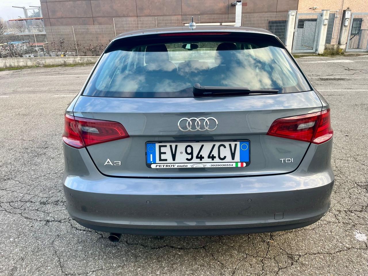 Audi A3 1.6tdi 2014 85.000km c.automatico perfetta