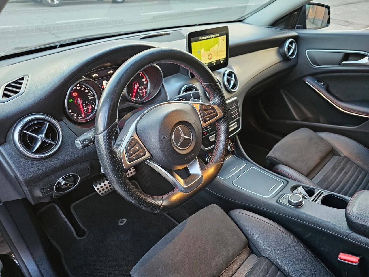 Mercedes-benz CLA 200d 136cv 4Matic Premium*AMG*Euro6*