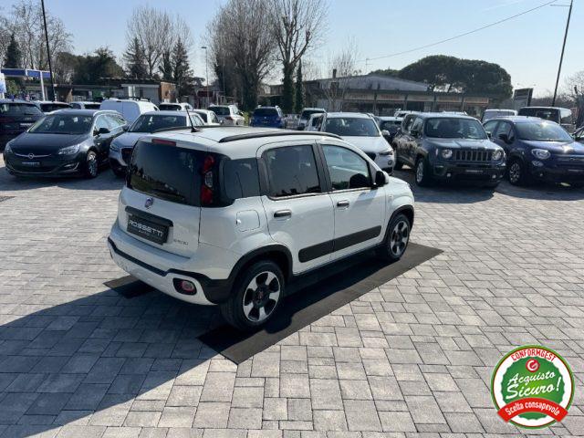 FIAT Panda 1.0 Cross FireFly S&S Hybrid ANCHE NEOPATENTATI