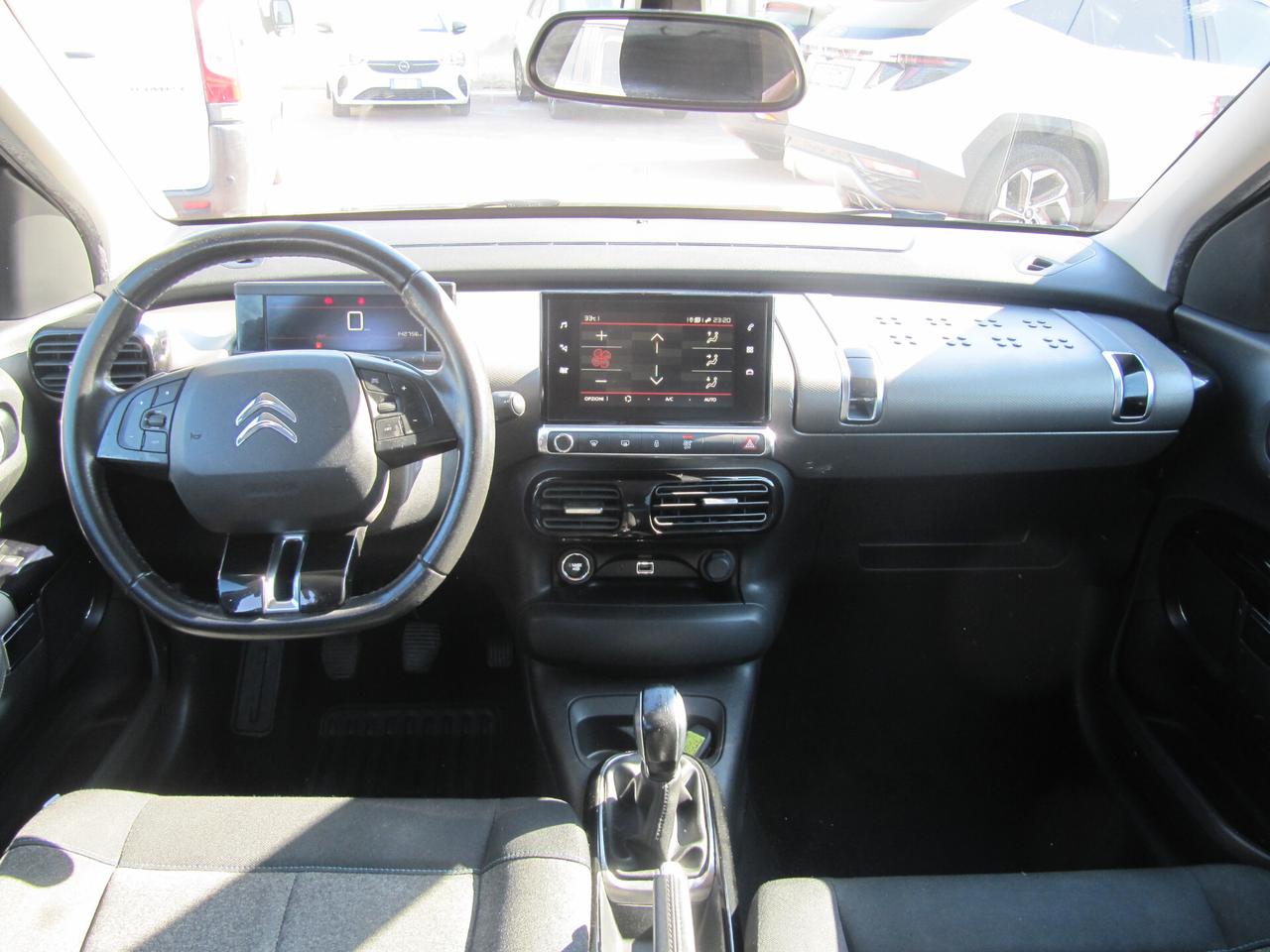 Citroen C4 Cactus BlueHDi 100 S&S Shine