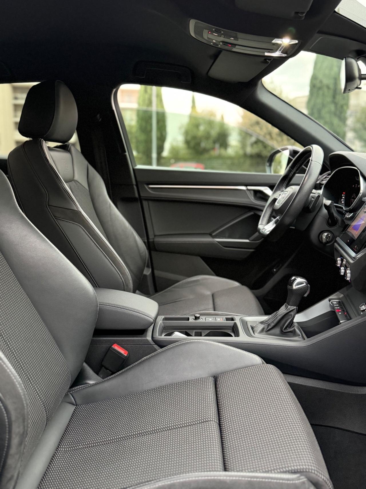Audi Q3 Sportback 35 TDI S line edition Black Identity Ita Iva Esposta