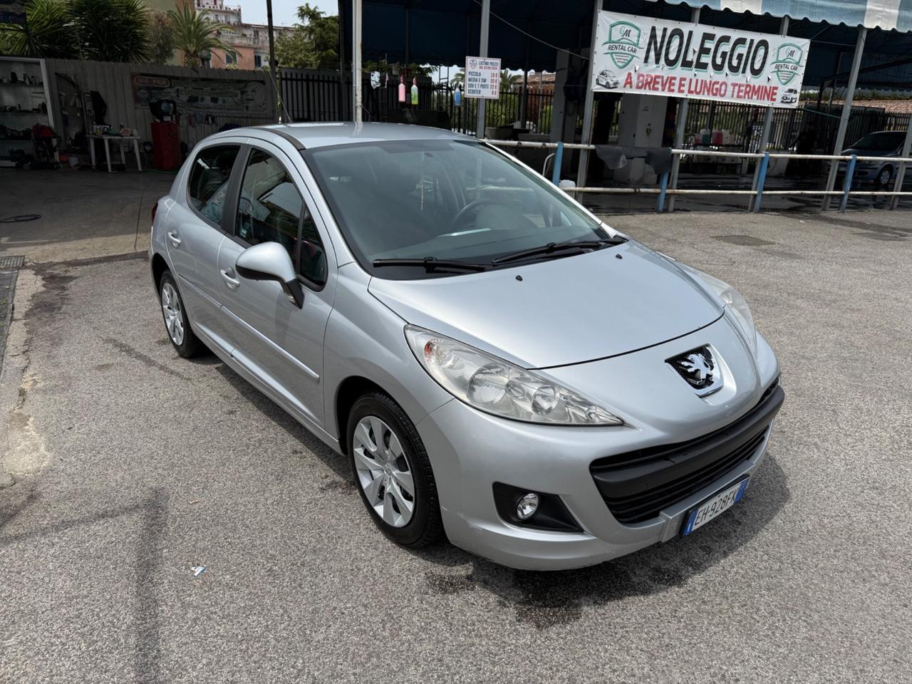 Peugeot 207 1.4 8V 75CV 5p. Access ECO GPL
