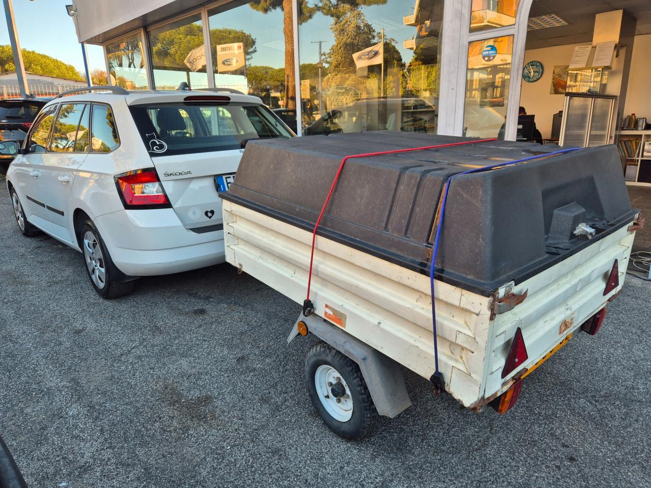 Skoda Fabia GANCIO TRAINO CARRELLO