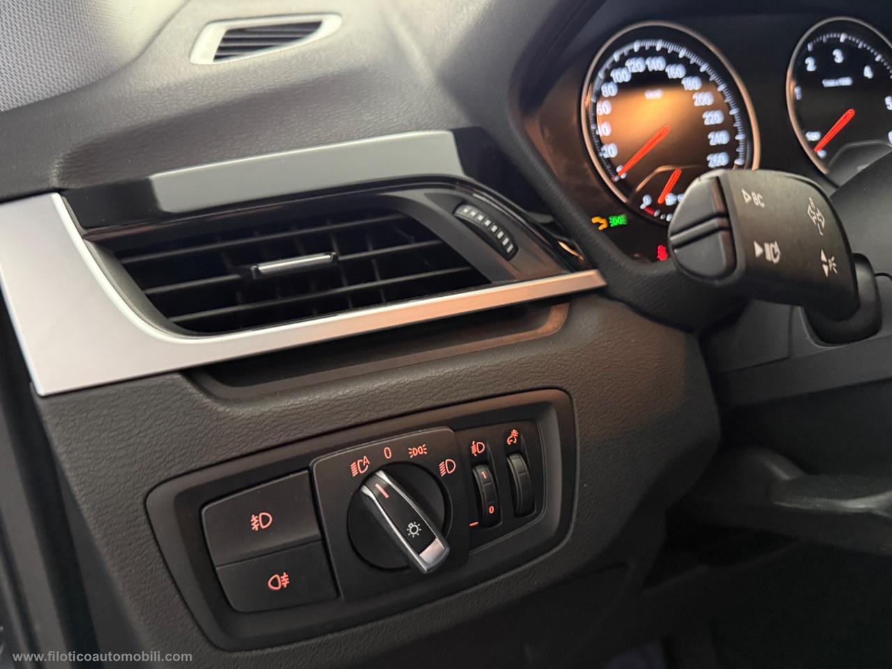 BMW X1 xDrive20d Business Advantage TETTO PANORAMICO - FULL LED