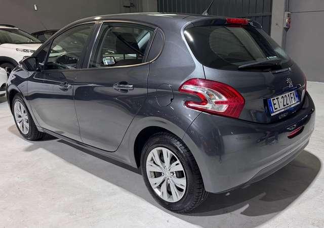 Peugeot 208 OFFERTA LIMITATA ENTRO 15/12 Benzina Neopatentati