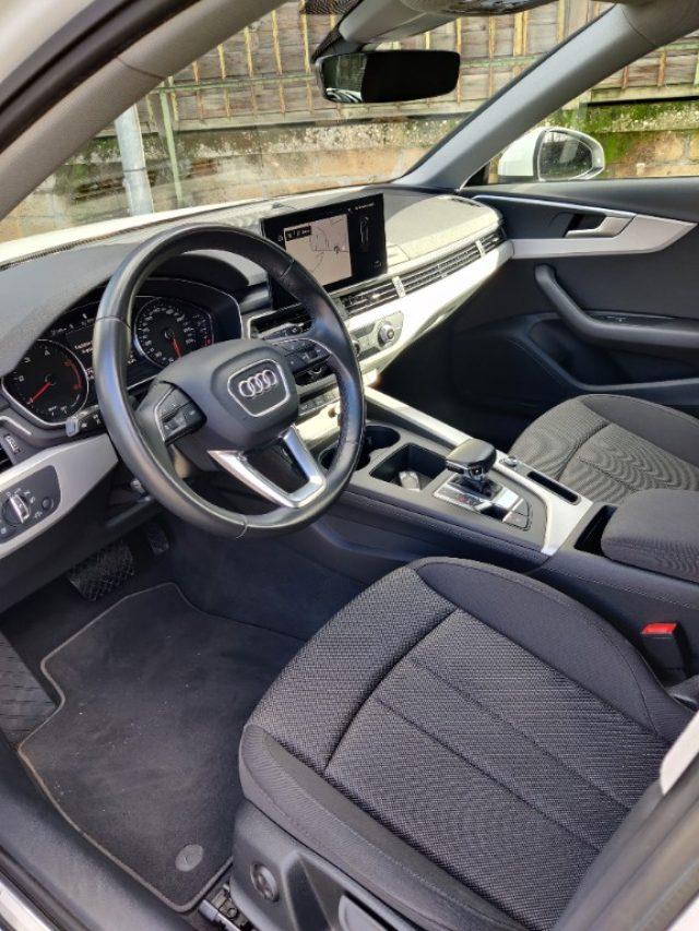 AUDI A4 Avant 30 TDI/136 CV S tronic Business