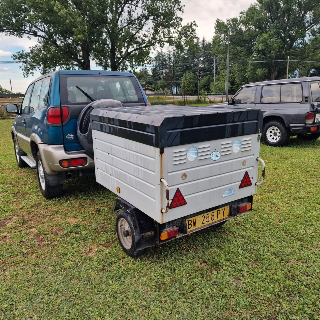 Nissan Terrano II 2.7 Tdi 3 porte Anniversary GANCIO E CARRELLO AUTOCARRO 5 POSTI