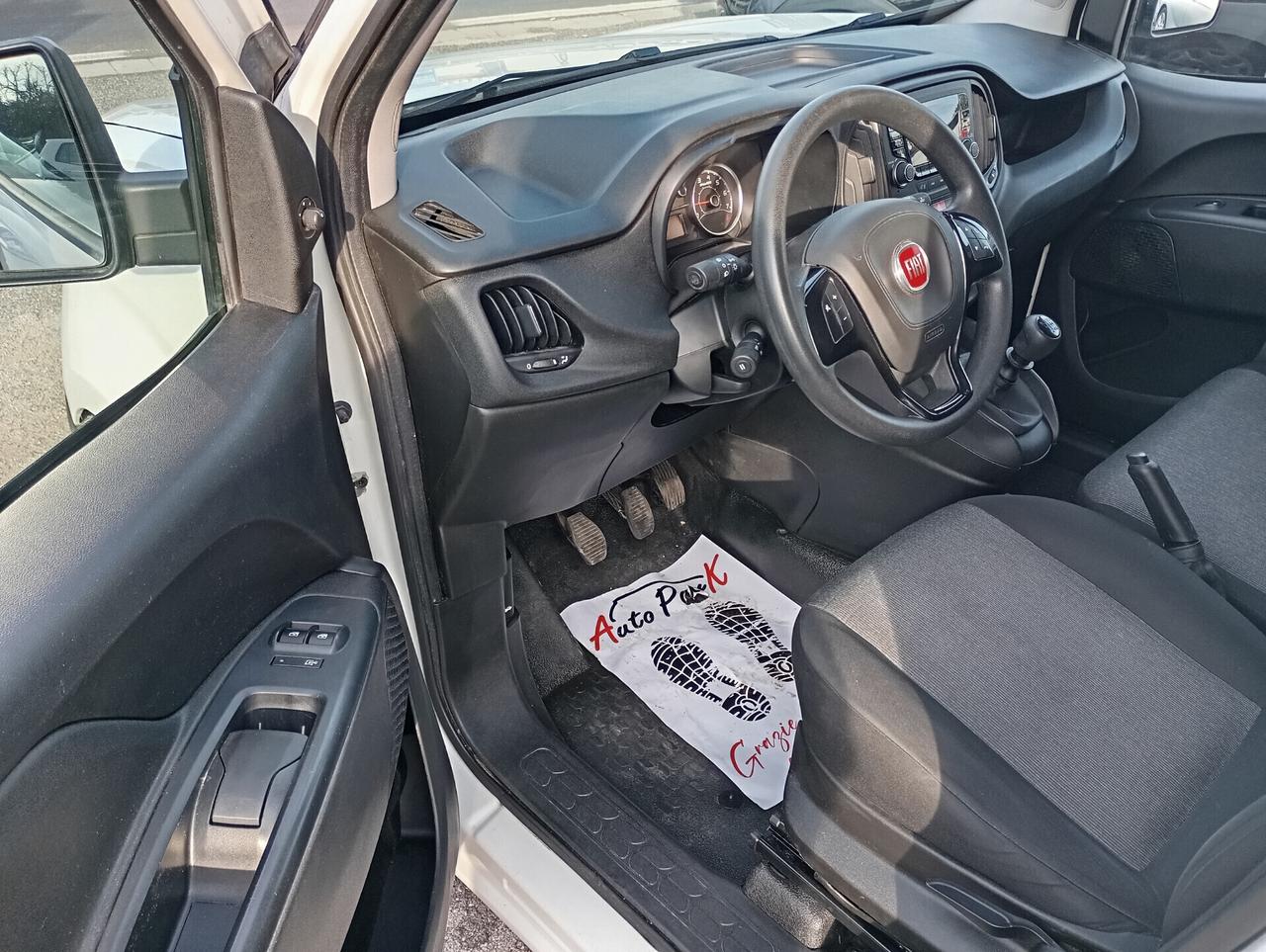 Fiat Doblo Cargo Maxi 1.6 Mjet 105CV Bus. 3 Posti