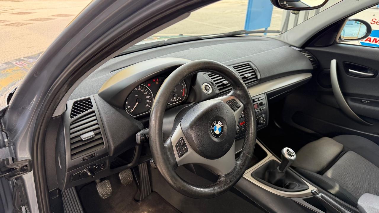 Bmw 118 118d cat 5 porte Attiva