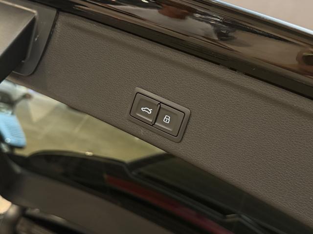 AUDI RS4 Avant *CARBOCERAMICI/TETTO*