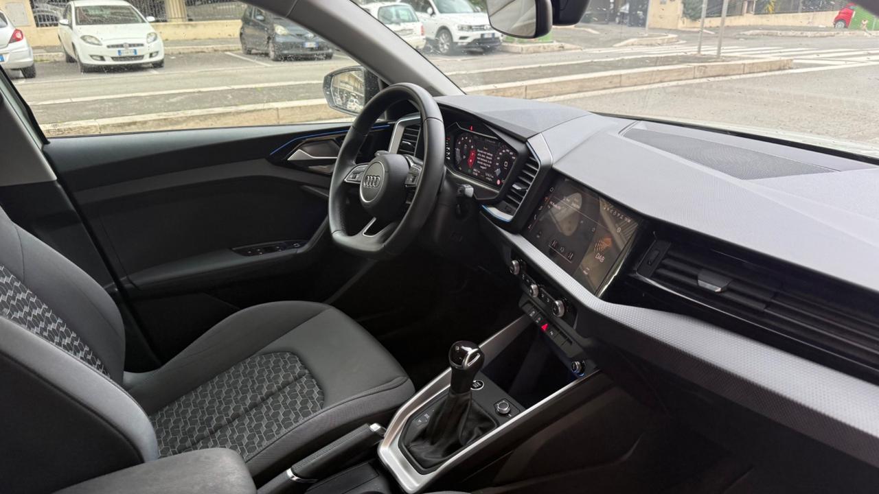 Audi A1 SPB 30 TFSI S line editionLED NAVI KAMERA CERCHI 18 PDC BLUETOOTH CLIMA AUTOMATICO