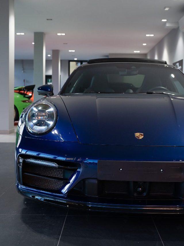 PORSCHE 911 Carrera 4S