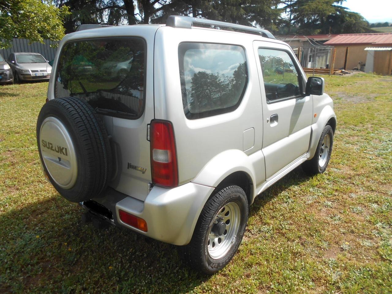Suzuki Jimny 1.3i 16V cat 4WD JLX