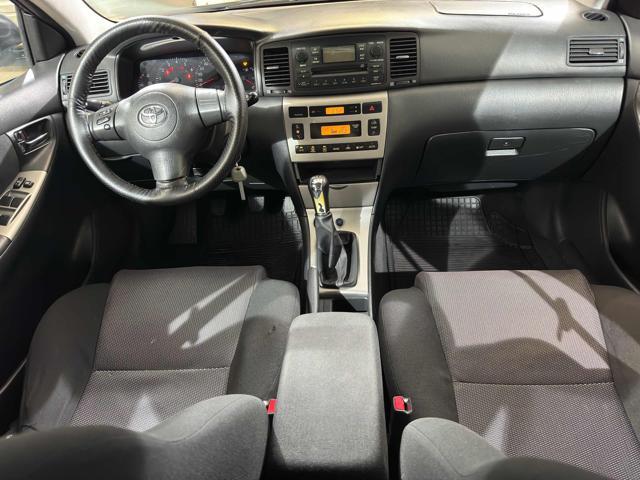 TOYOTA Corolla 2.0 16V D-4D 5 porte Sol ESP