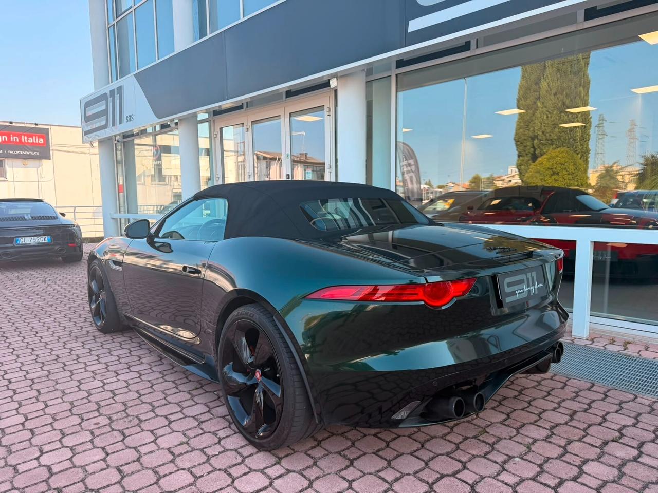 Jaguar F-Type 5.0 V8 aut. AWD Convertibile SVR