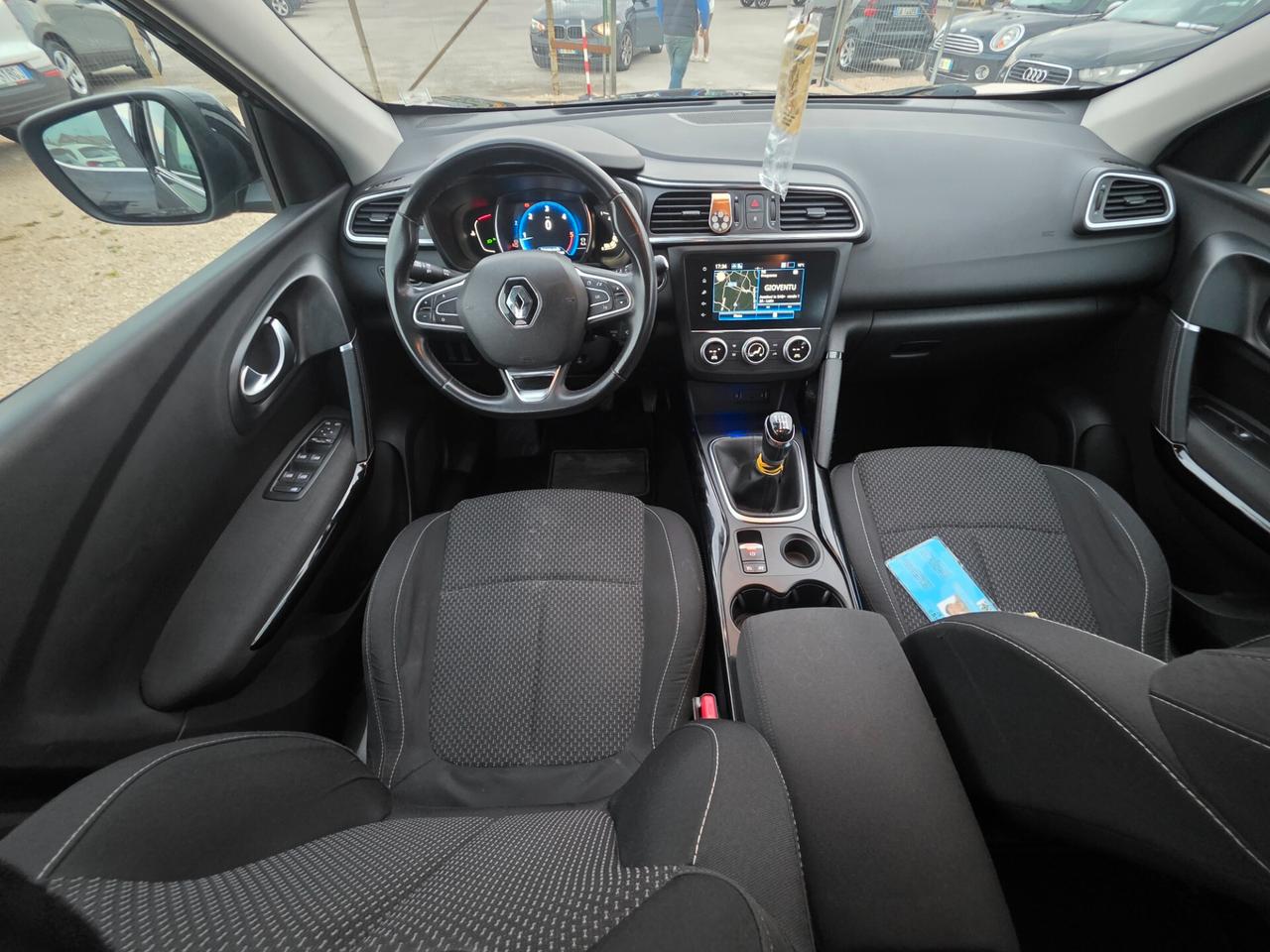 Renault Kadjar Blue dCi 8V 115CV Black Edition n1 autocarro
