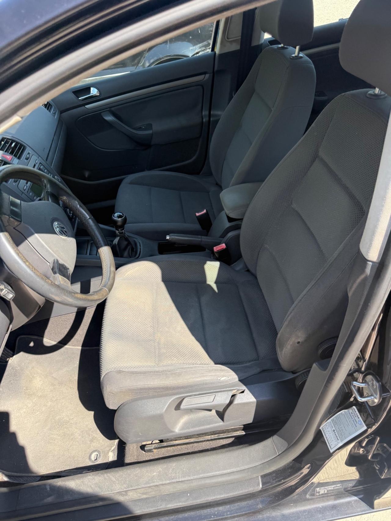 Volkswagen Golf Diesel 1.9 TDi Neopatentati Uniprop