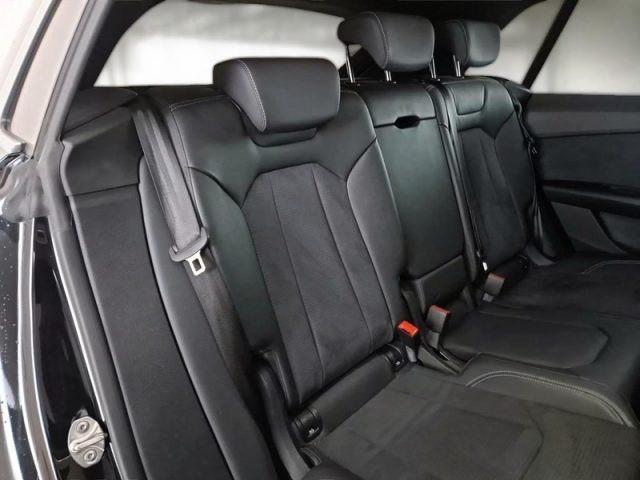 AUDI Q8 SUV 45 TDI quattro tiptronic S line edition