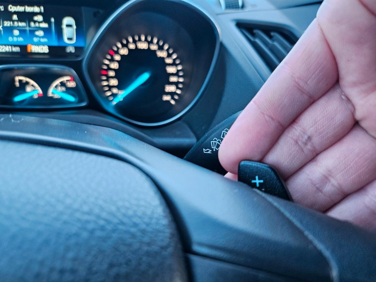 Ford Kuga 1.5 Tdci 120cv Automatica Titanium