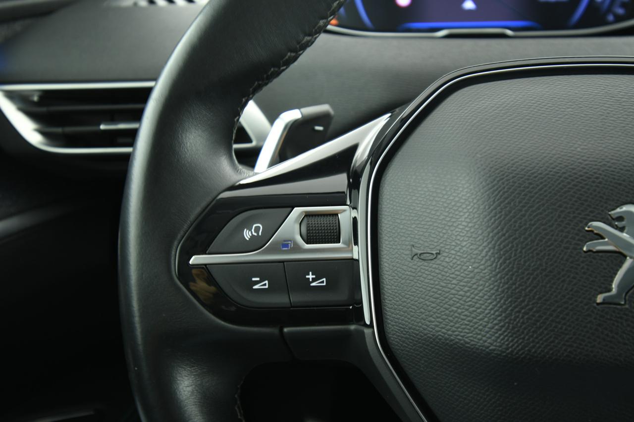 PEUGEOT 5008 1.5 bluehdi Allure Pack s&s 130cv eat8 CAMERA+APP CONNECT