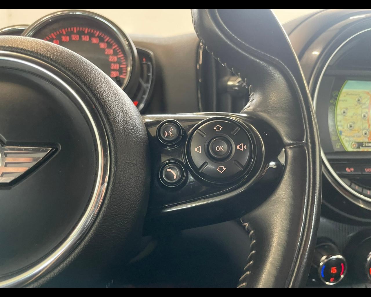 MINI Mini Countrym.(F60) - Mini 2.0 Cooper D Business Countryman Automatica