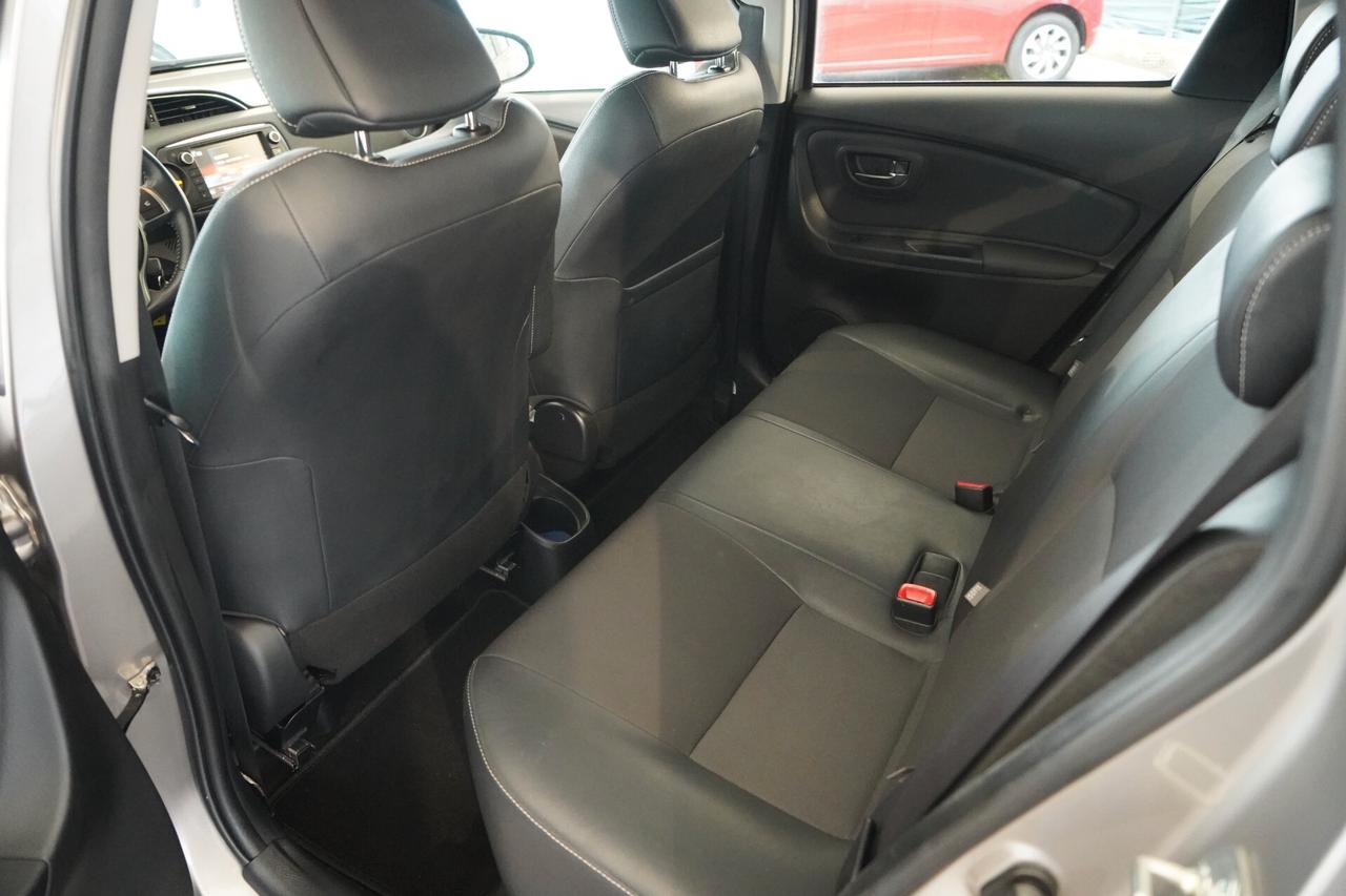 Toyota Yaris 1.0 5 porte Lounge 70 CV