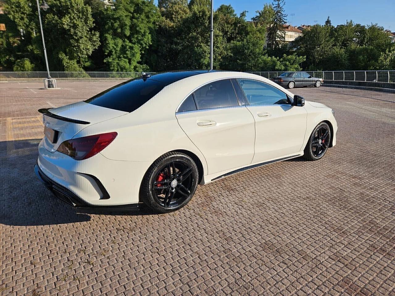 Mercedes Cla 250 AMG tetto apribile valutiamo usato /scambio