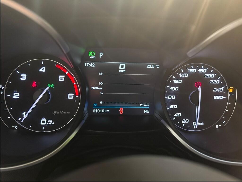 Alfa Romeo Stelvio 2.2 Turbo Business Q4 AT8