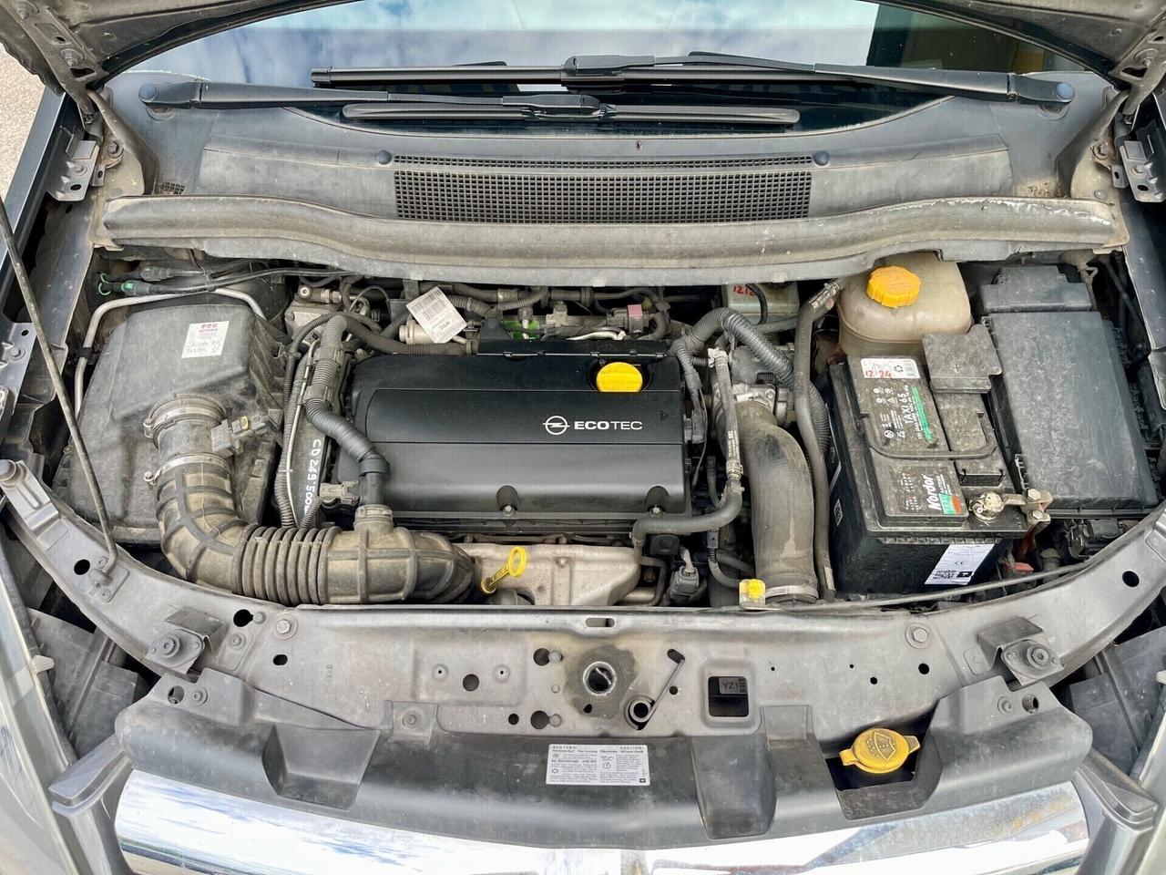 Opel Zafira 7POSTI 1.6T met 110kw Cosmo UNIPROP