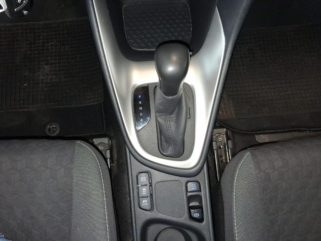 TOYOTA Yaris IV 2020 - Yaris 1.5h Business