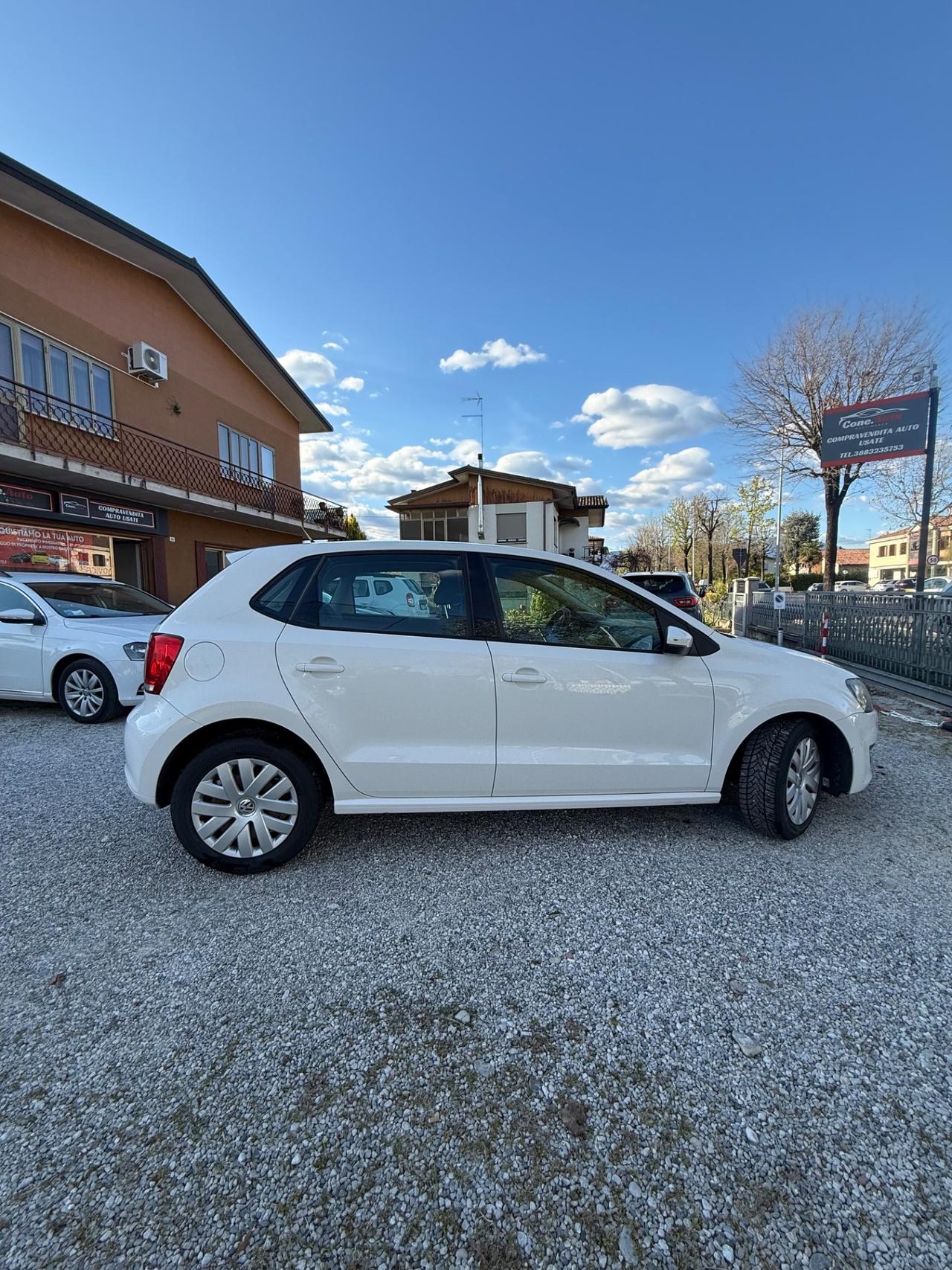 Volkswagen Polo 1.6 TDI DPF 5 porte Comfortline ok neopatentati