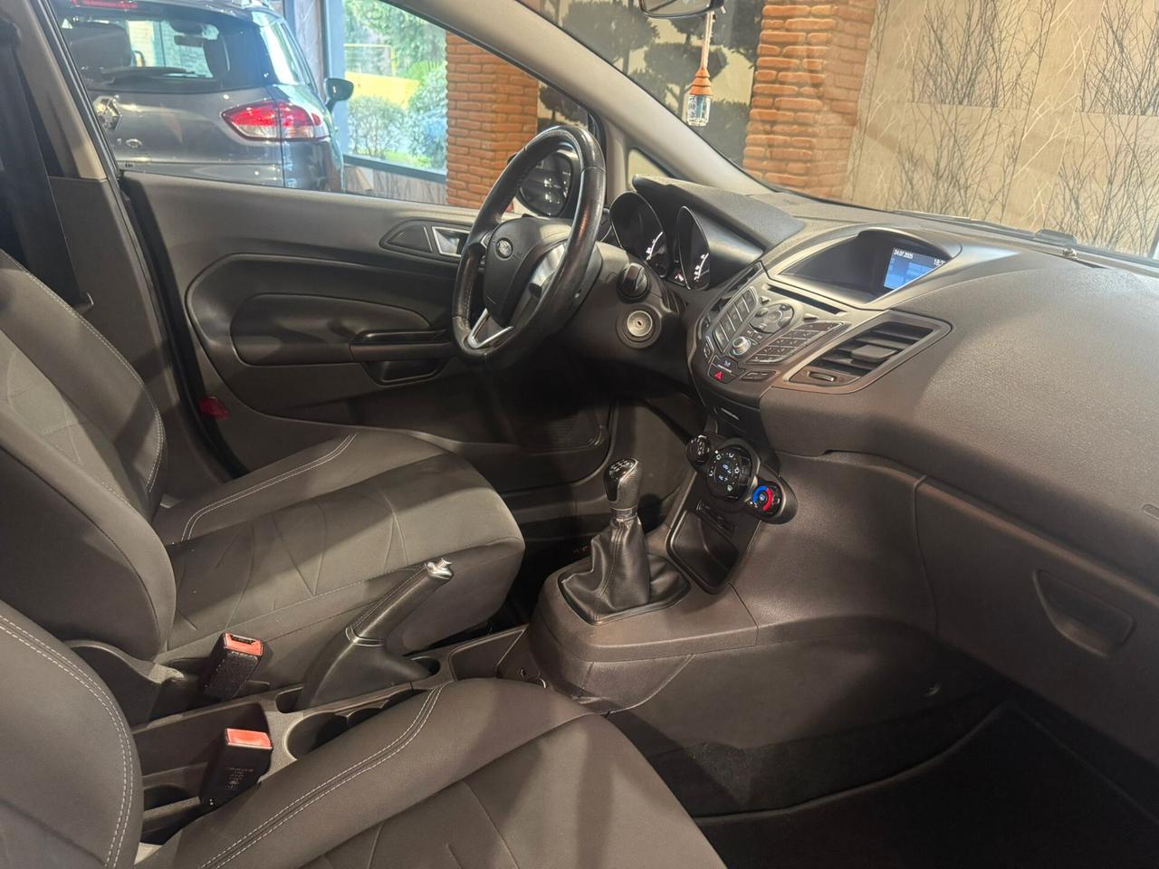 Ford Fiesta 1.5 TDCi 75CV 5 porte Business