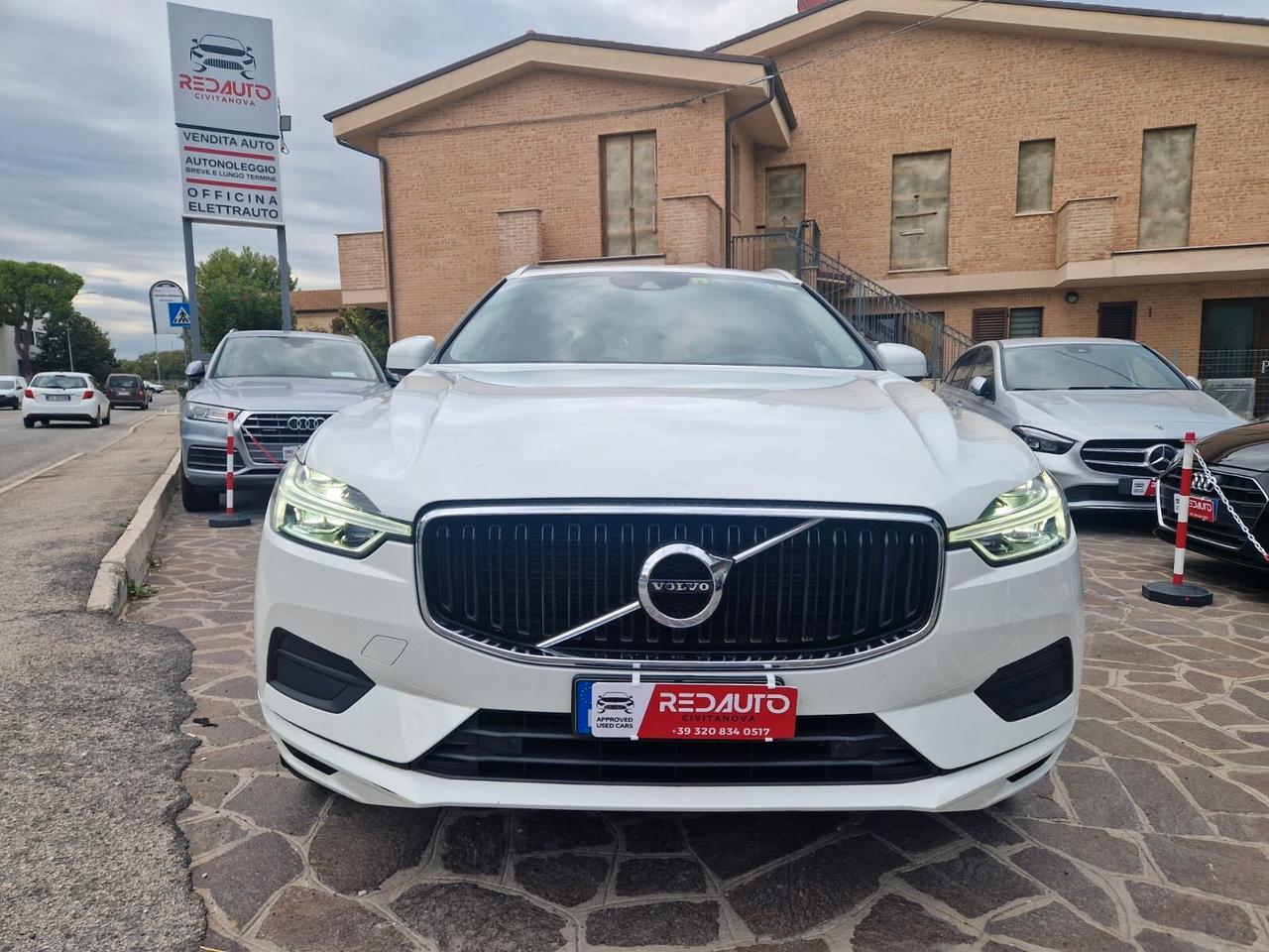 Volvo XC60 B4 (d) AWD Geartronic Business Plus