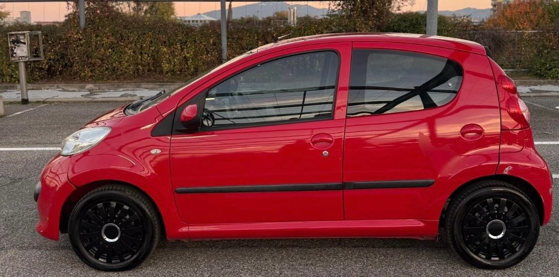 Peugeot 107 1.0 68CV 5p. Sweet Years