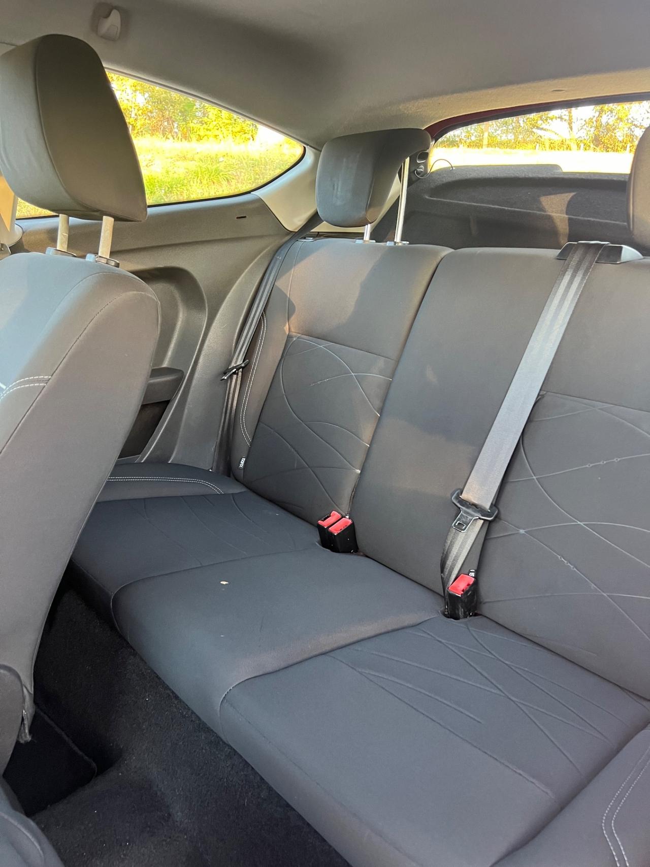 Ford Fiesta 1.4 3p. GPL Titanium NEOPATENTATI PERMUTE RATE GARANZIA