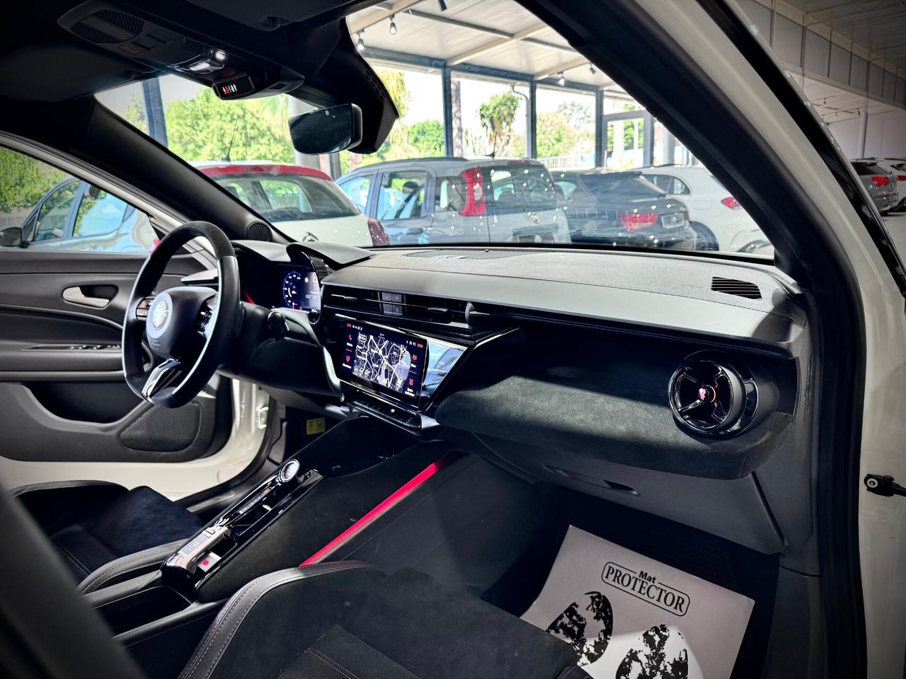 Alfa Romeo Junior 1.2 136 CV Hybrid eDCT6 Speciale