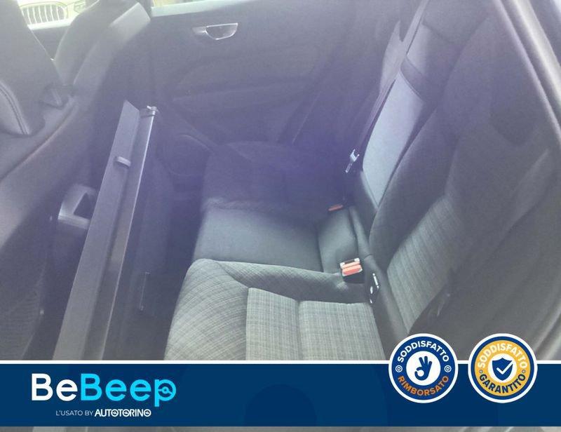 Volvo XC60 2.0 B4 CORE AUTO
