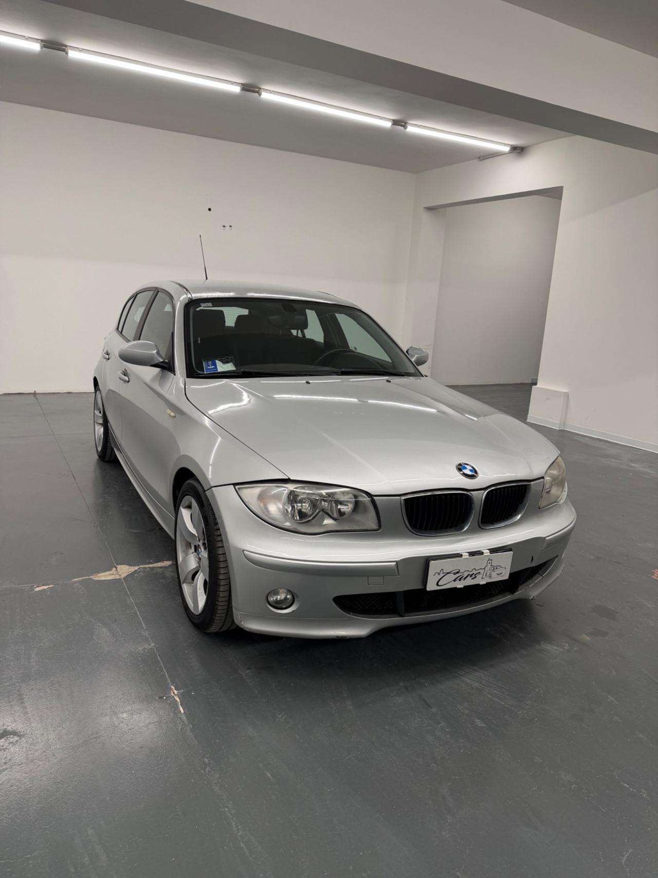 Bmw 118 118d cat 5 porte Eletta