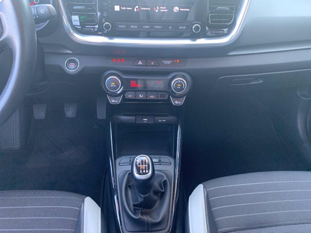 KIA Stonic 1.0 t-gdi mhev Black Edition s/Navi Pack 100cv mt del 2023