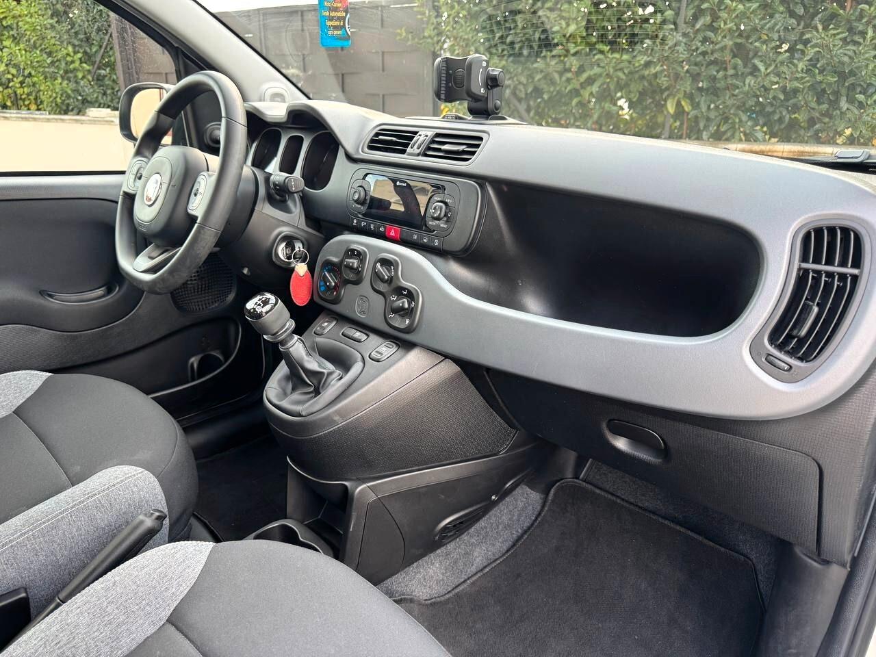 Fiat Panda 1.0 FireFly S&S Hybrid City Cross