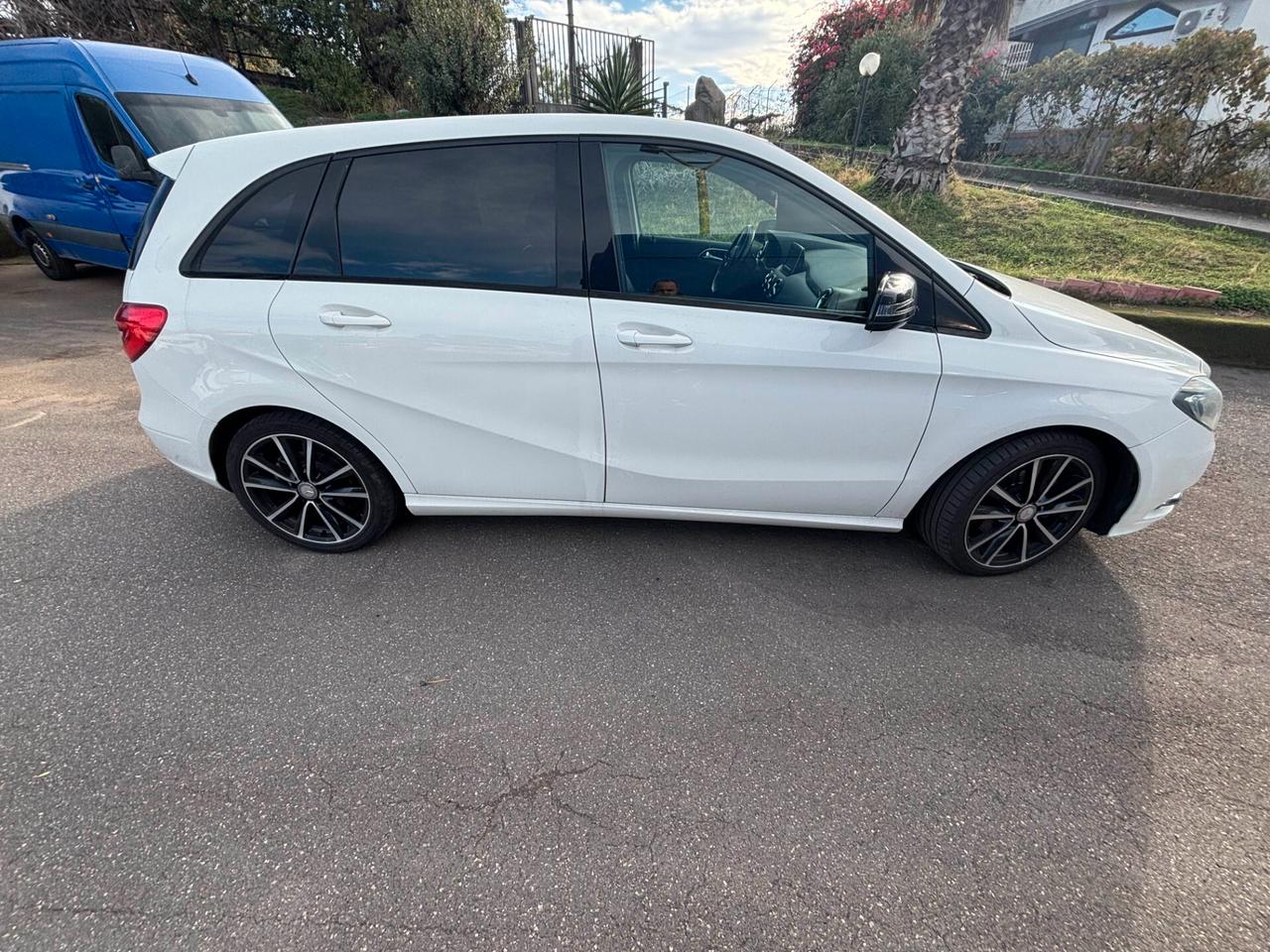 Mercedes-benz B 180 CDI Automatic Premium