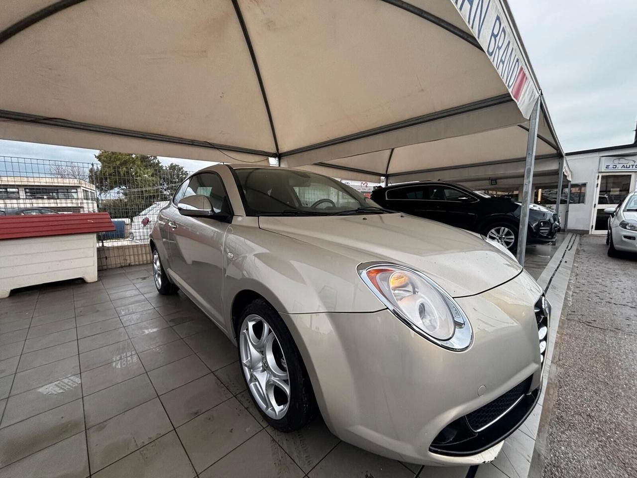 Alfa Romeo MiTo 1.3 JTDm 16V 90 CV Distinctive Sport Pack