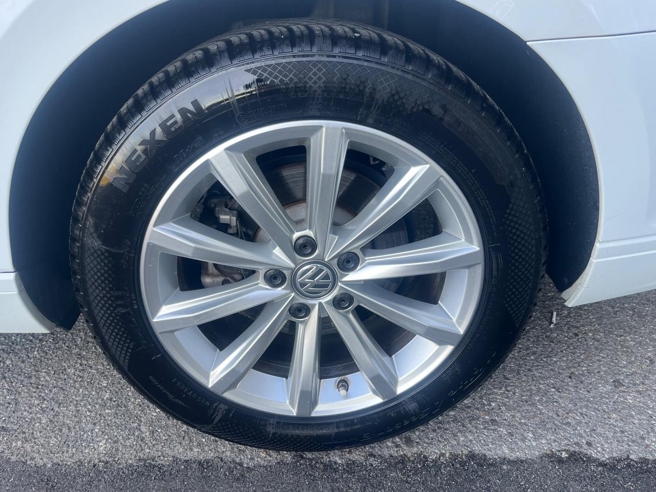 Volkswagen Passat Variant 1.6 TDI DSG Euro 6D-Temp