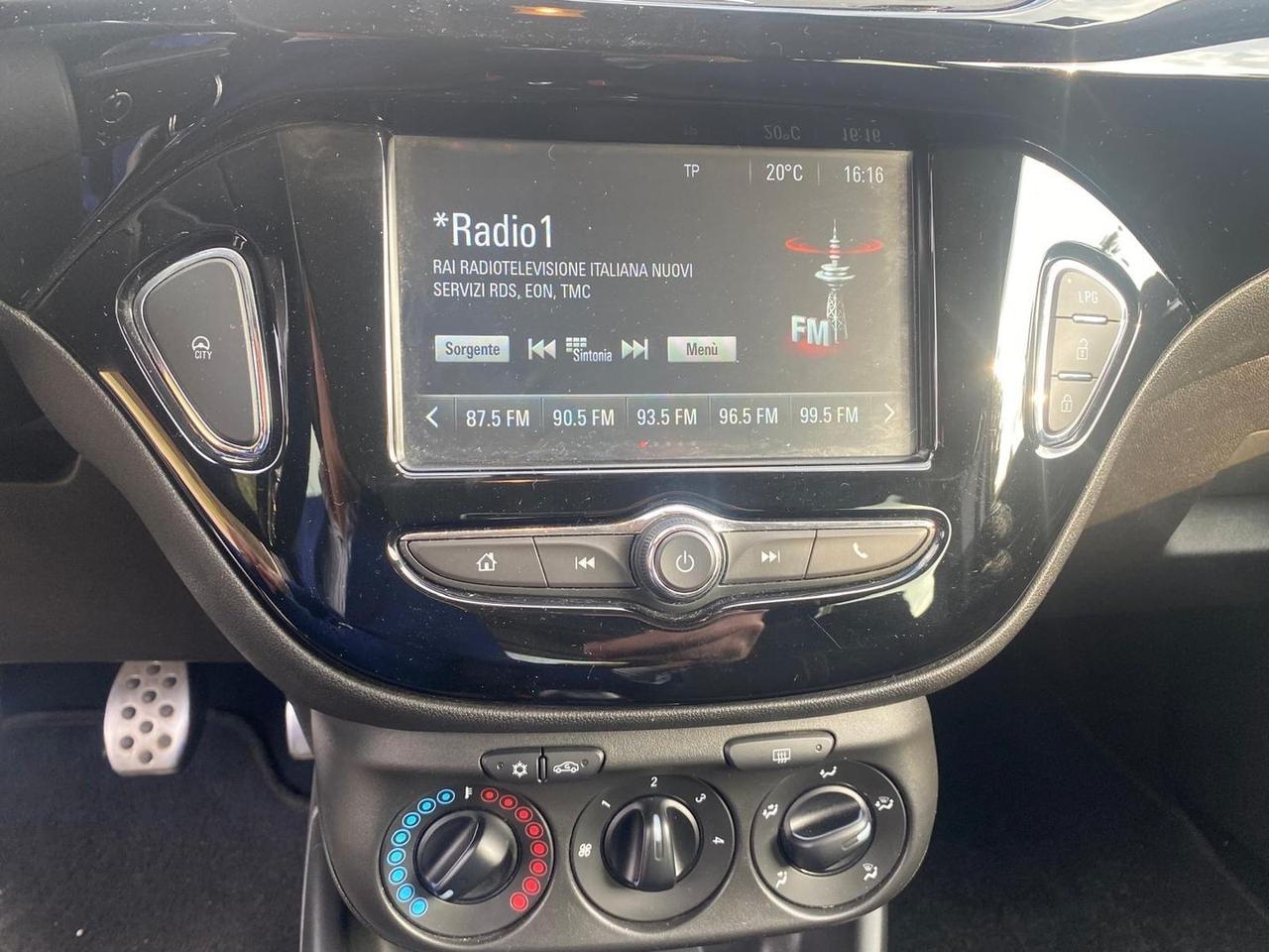 Opel Corsa Black Edition 1.4 #7346