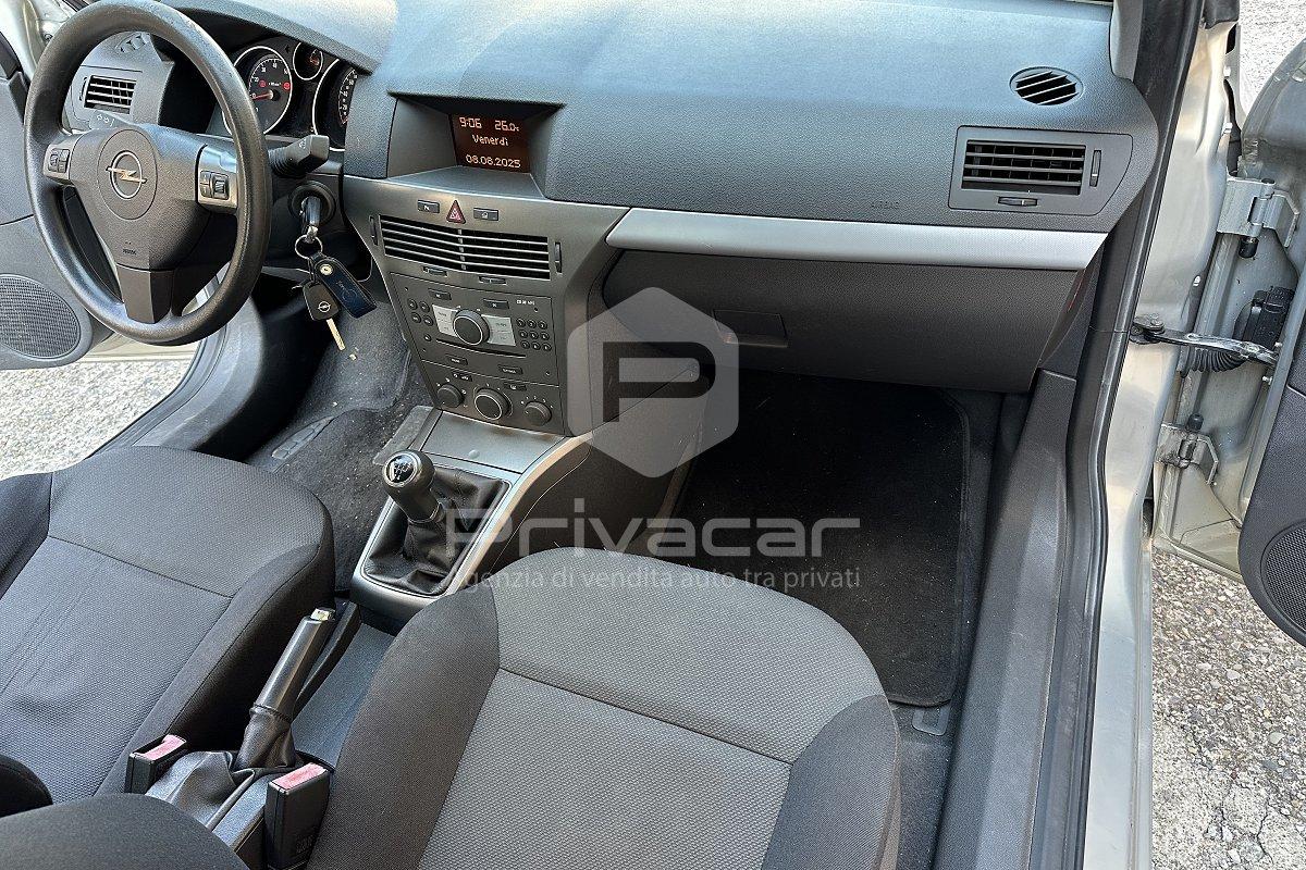 OPEL Astra GTC 1.6 16V Twinport 3 porte Sport
